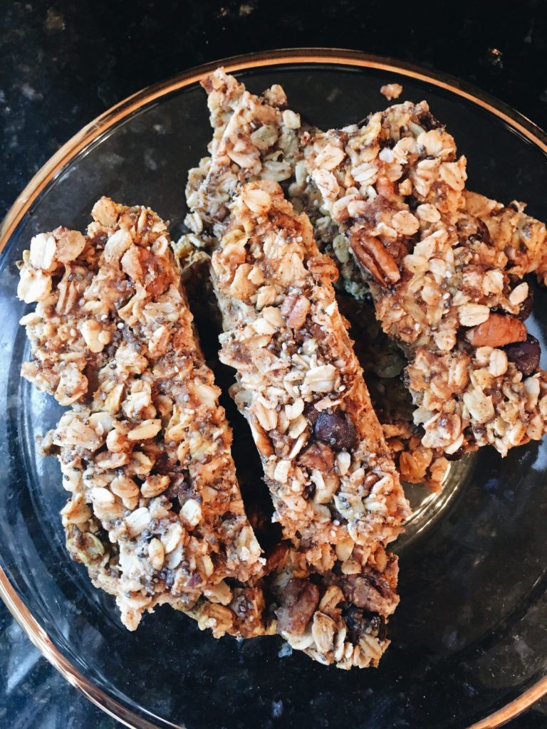 Healthy Pumpkin Chocolate Chip Granola Bars