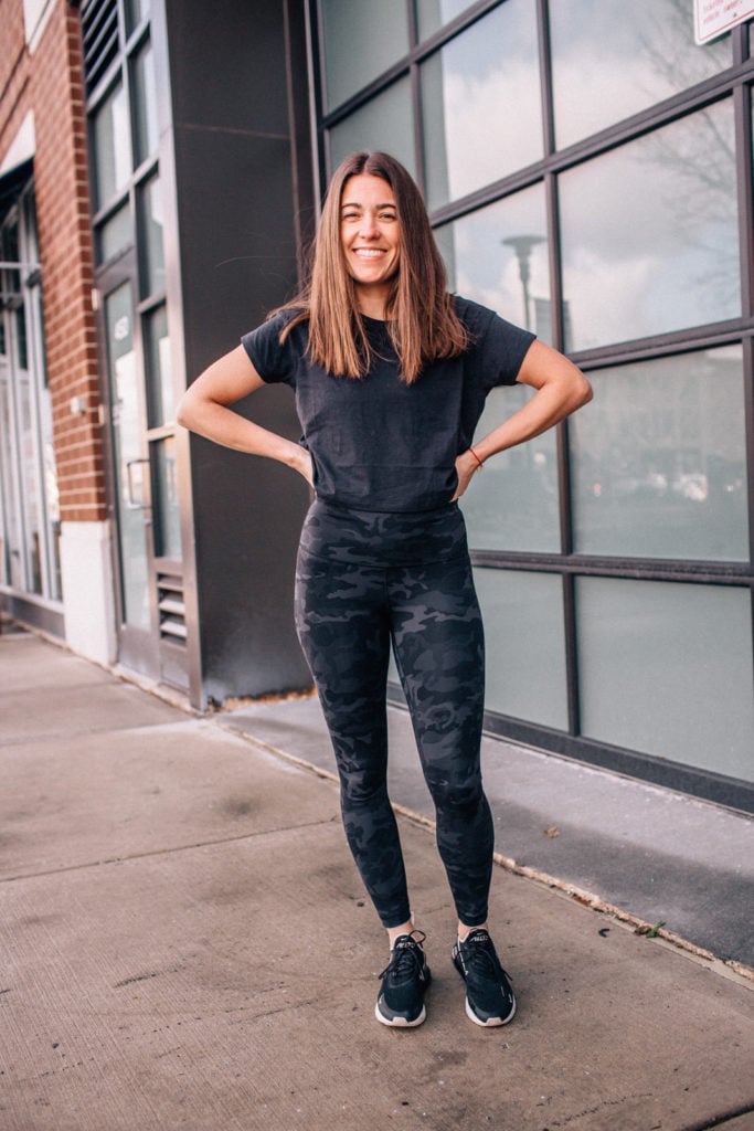 Casual Camo Leggings Outfit - Straight A Style