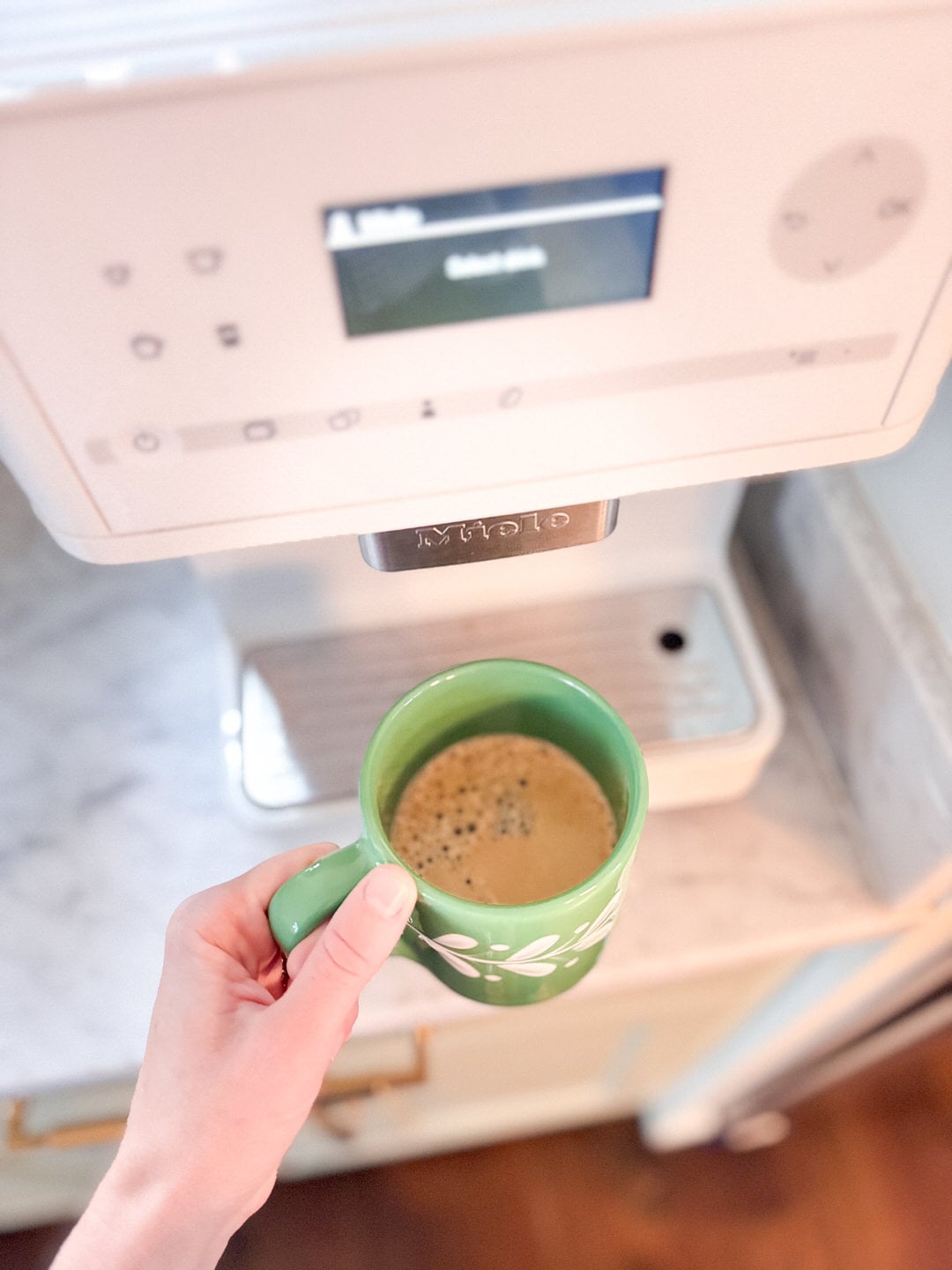 All About Our Coffee Machine + My Favorite Cozy Coffee Drinks